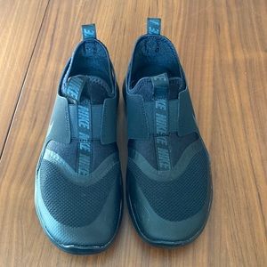 Brand new, never worn size 3 Nike sneakers